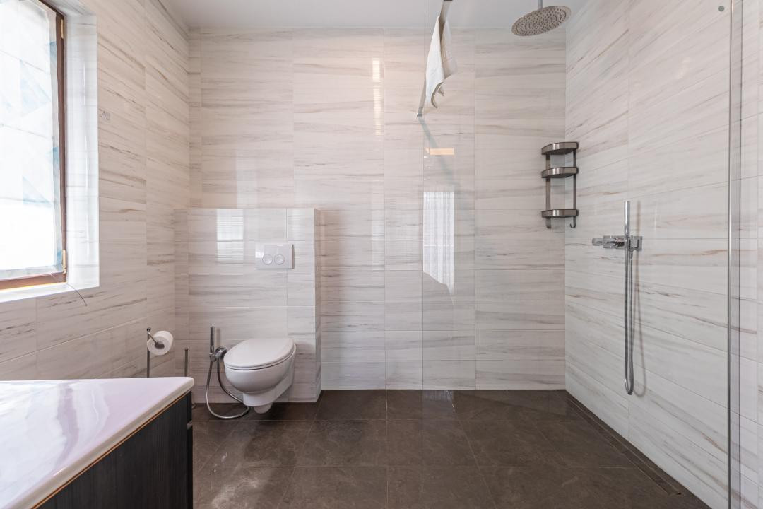 Vilă individuală mediteraneană - dotări premium - 5 camere - Brasov 