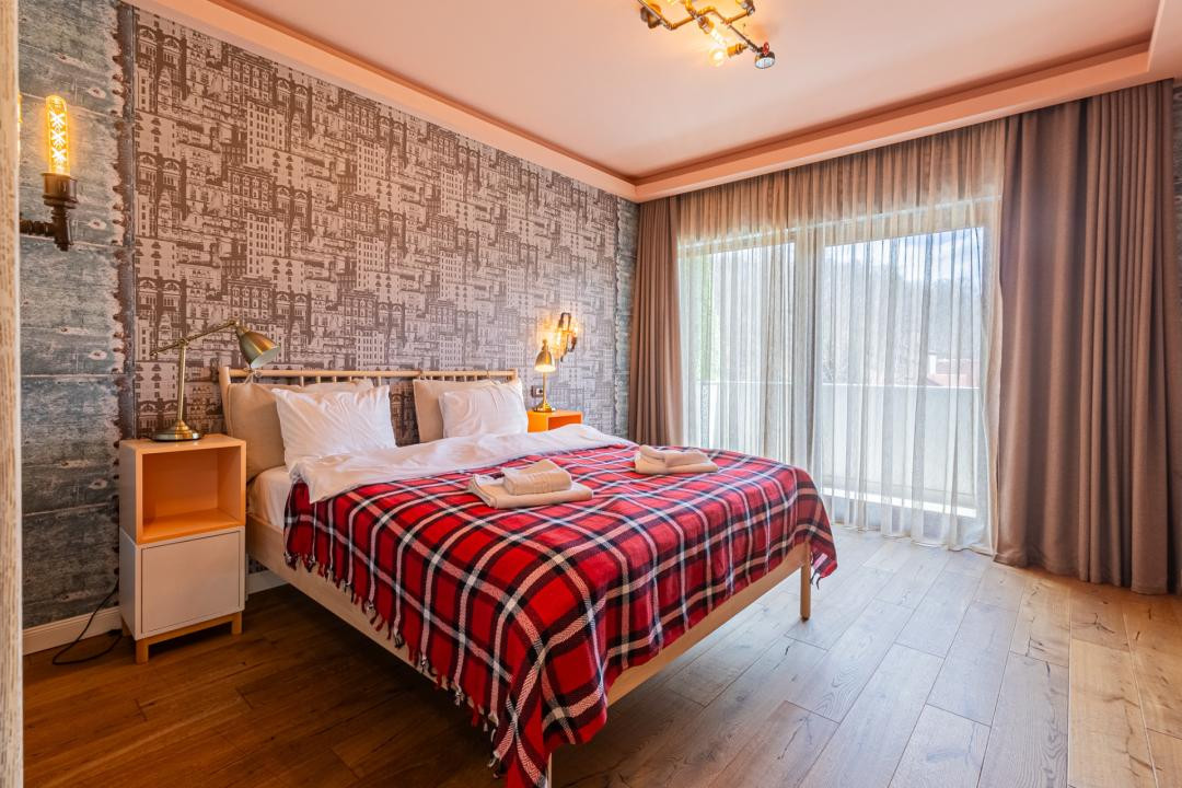 Vilă individuală mediteraneană - dotări premium - 5 camere - Brasov 