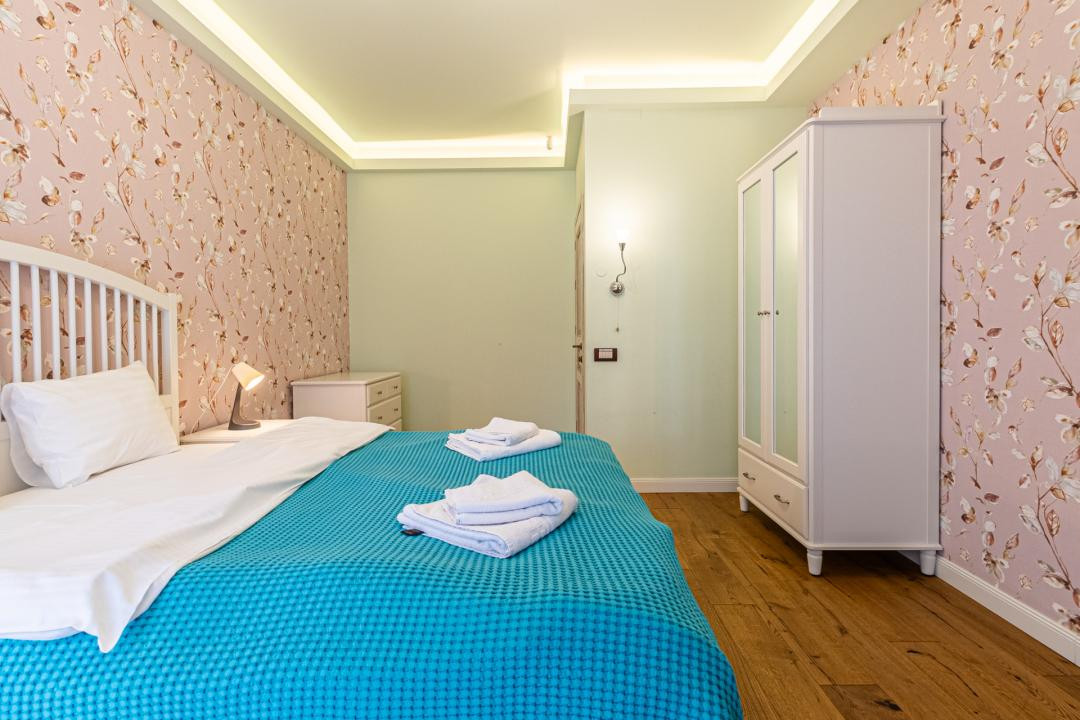 Vilă individuală mediteraneană - dotări premium - 5 camere - Brasov 