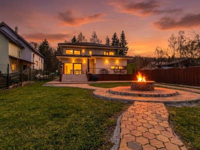 Vilă individuală mediteraneană - dotări premium - 5 camere - Brasov 