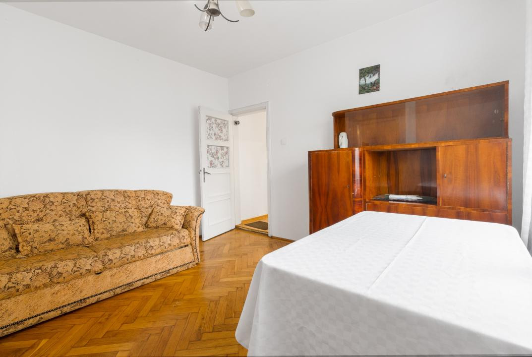 Apartament 2 camere de vanzare-Tractorul, Brasov