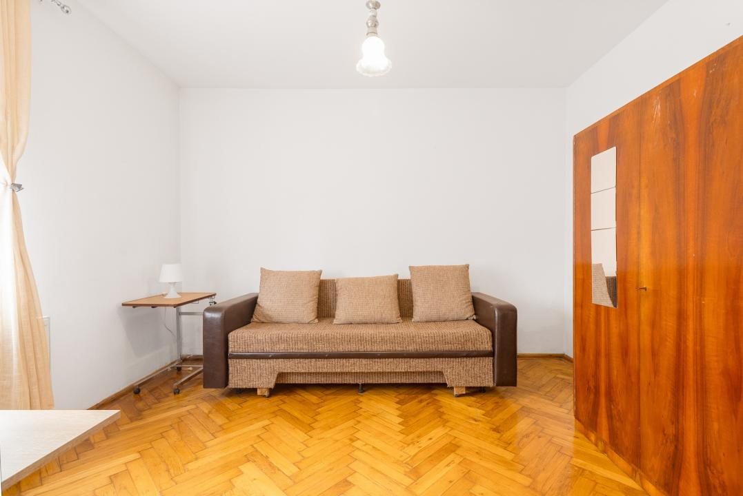 Apartament 2 camere de vanzare-Tractorul, Brasov