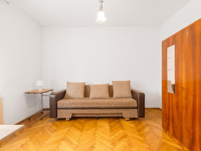 Apartament 2 camere de vanzare-Tractorul, Brasov