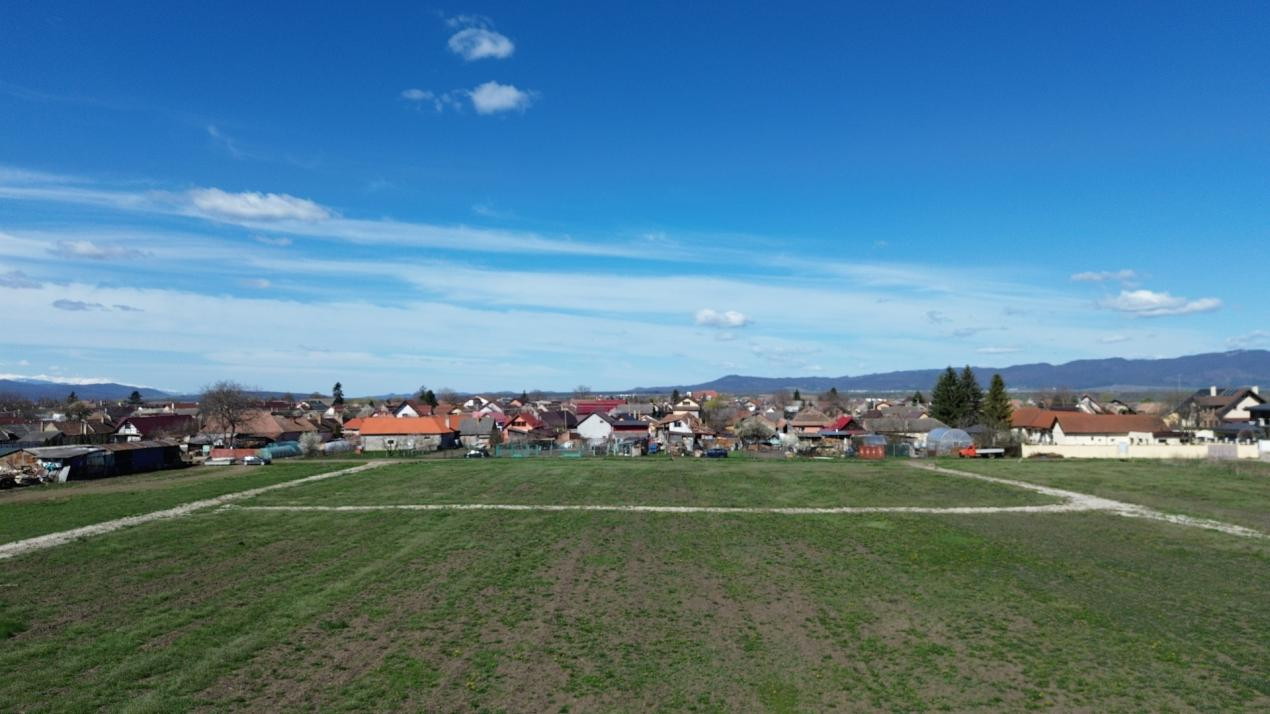 Teren de 475 mp în Hălchiu - utilități - Comision 0%