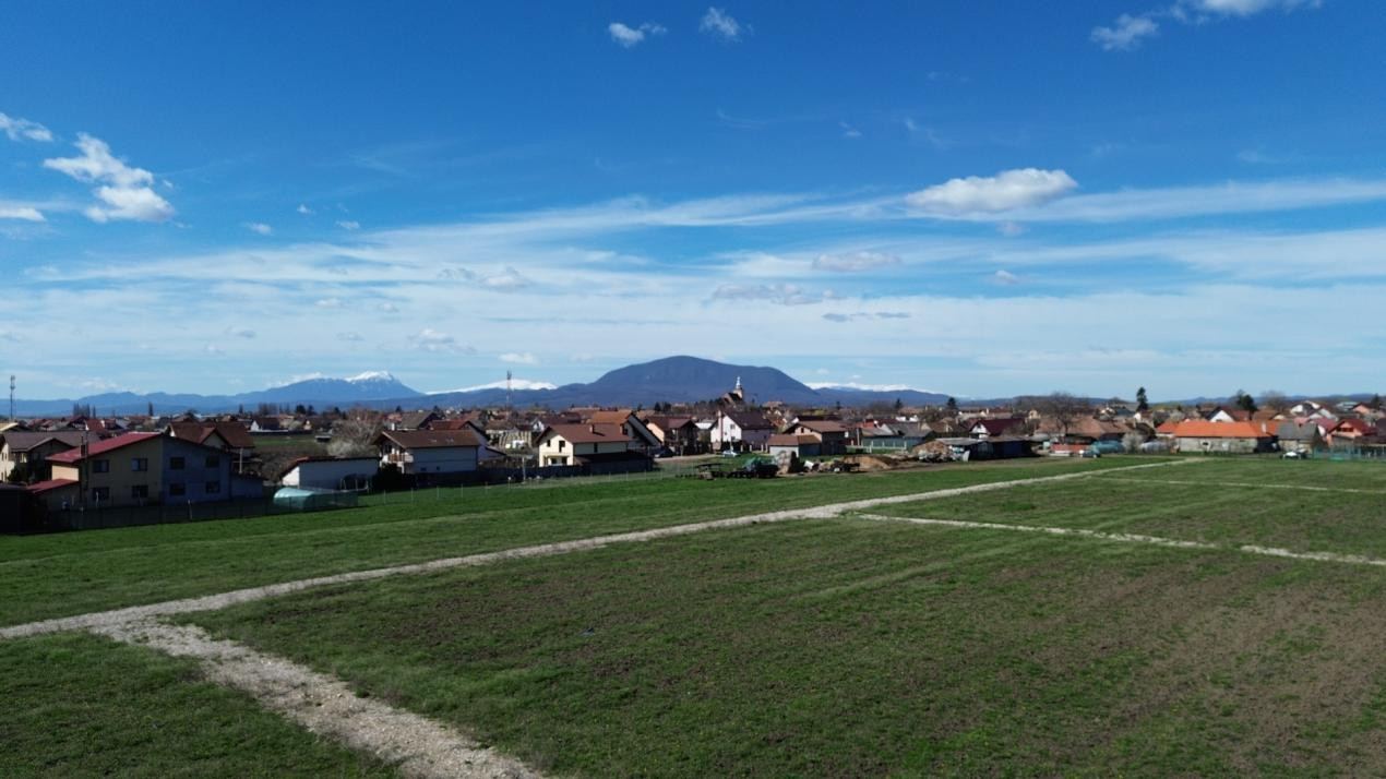 Teren de 475 mp în Hălchiu - utilități - Comision 0%