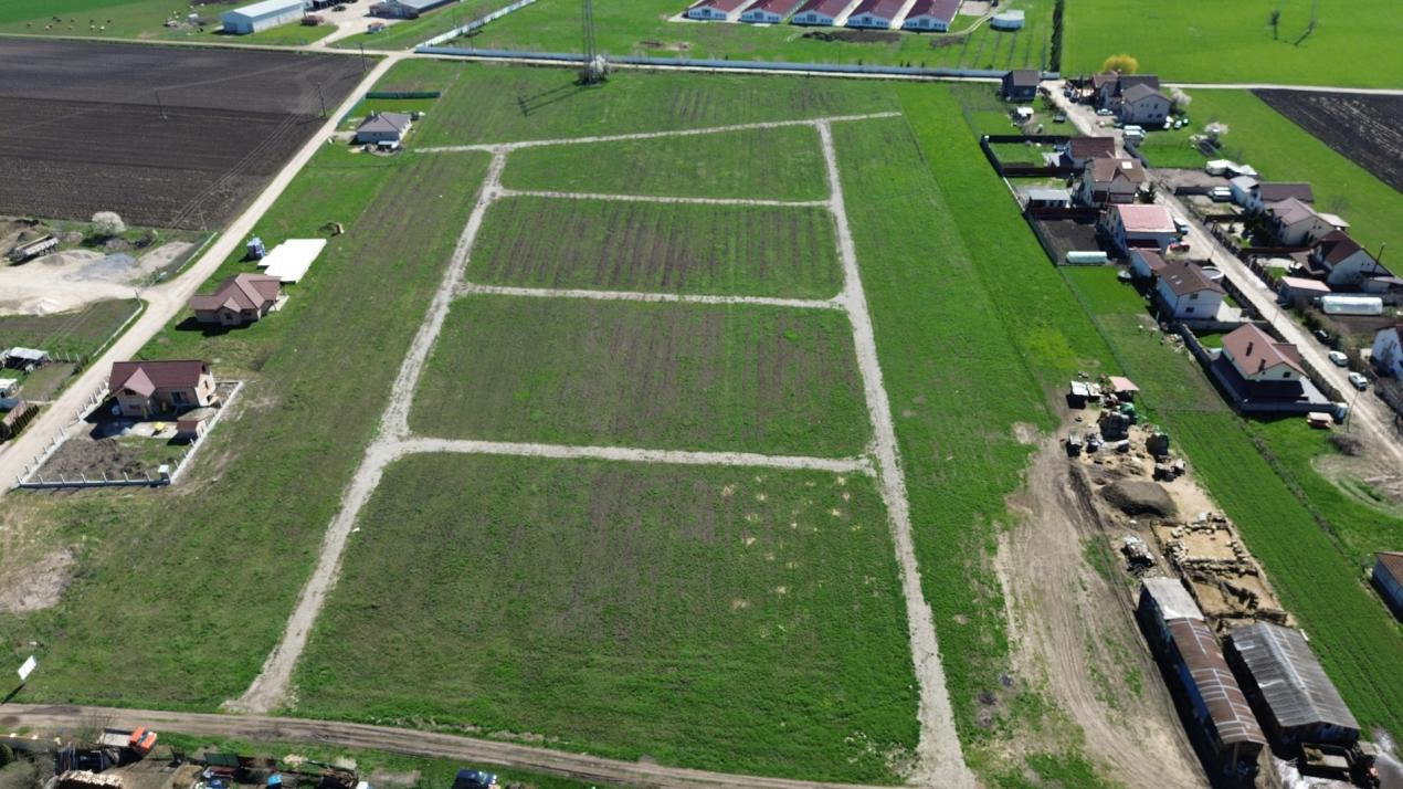 Teren de 627 mp în Hălchiu - utilități - Comision 0%