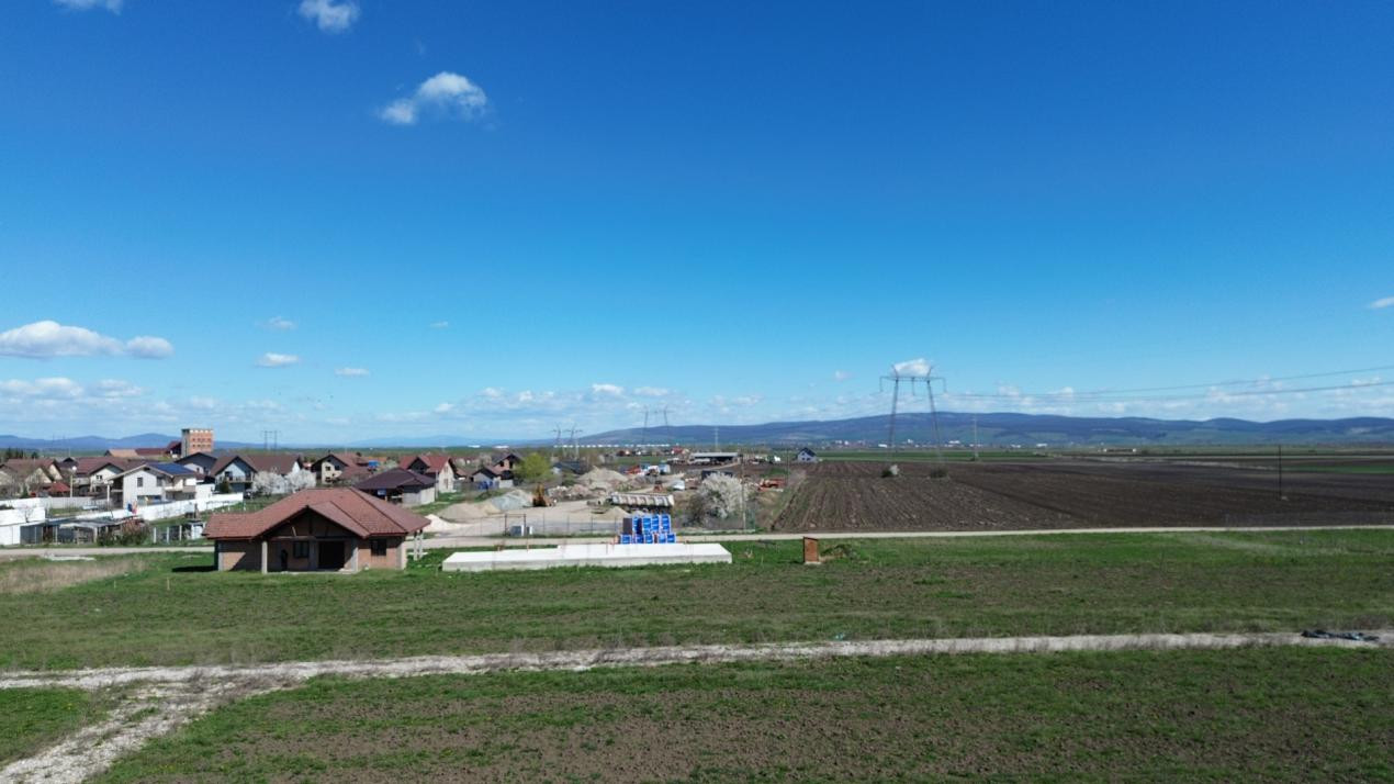 Teren de 627 mp în Hălchiu - utilități - Comision 0%