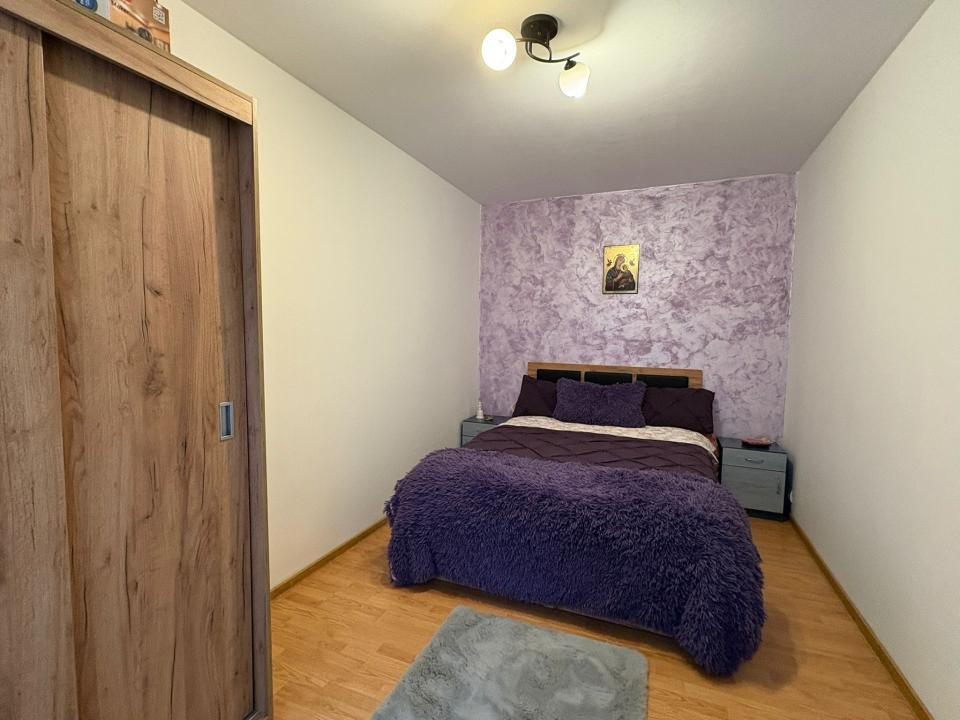 Apartament primitor si renovat, la parterul unui bloc inconjurat de verdeata!