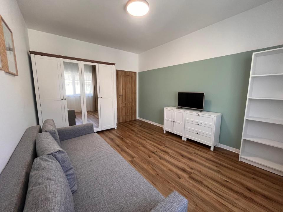 Prima închiriere: Studio Modern | Lift, Parcare & Boxă Pod | Casian Residence