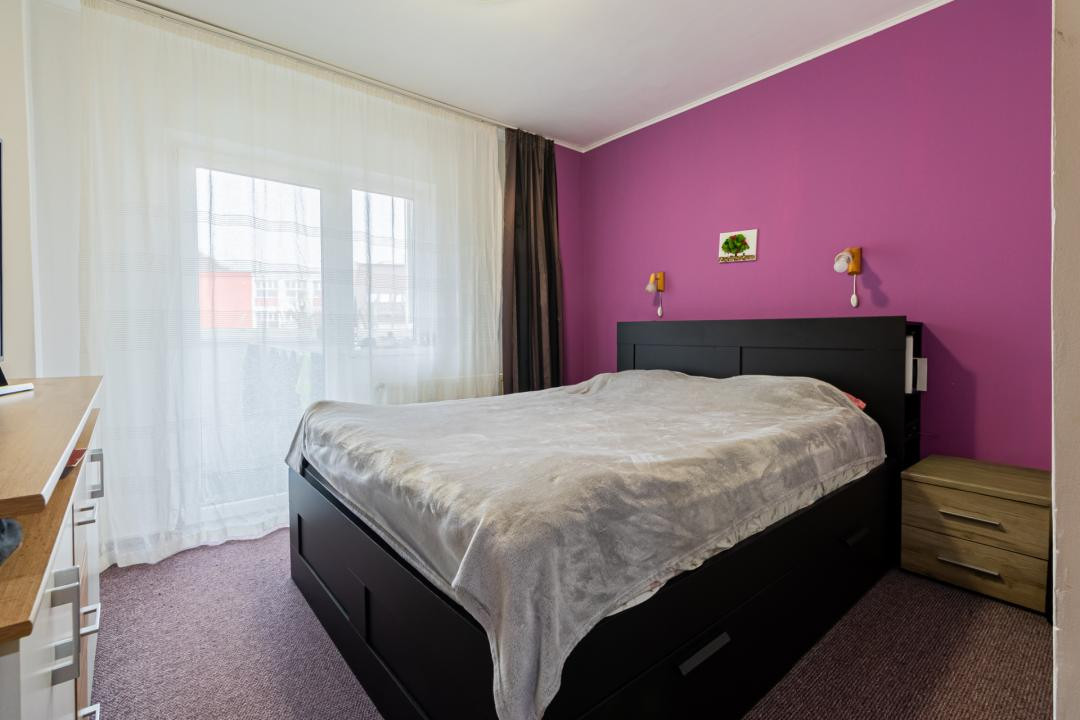 Apartament 4 camere de vânzare | Răcădău, Brașov | Etaj 2 | Decomandat | Parcare