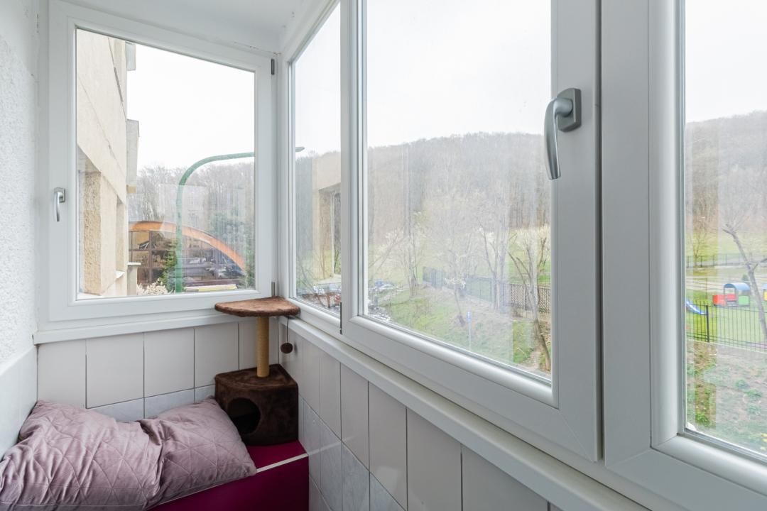 Apartament 4 camere de vânzare | Răcădău, Brașov | Etaj 2 | Decomandat | Parcare