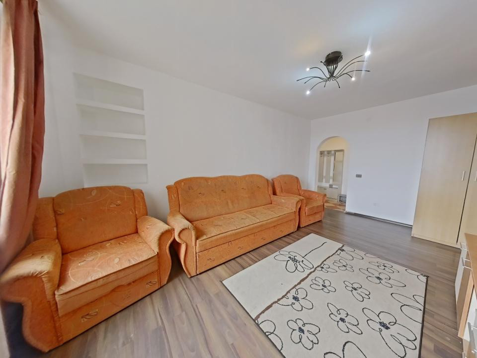 Închiriere apartament cu 3 camere, mobilat și utilat - zona Griviței