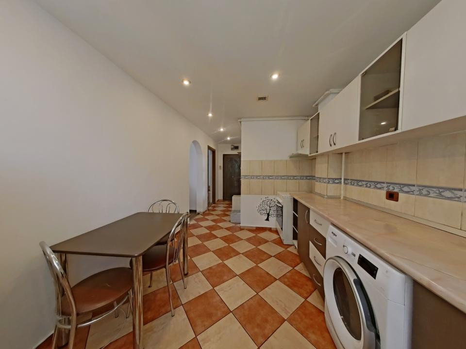 Închiriere apartament cu 3 camere, mobilat și utilat - zona Griviței