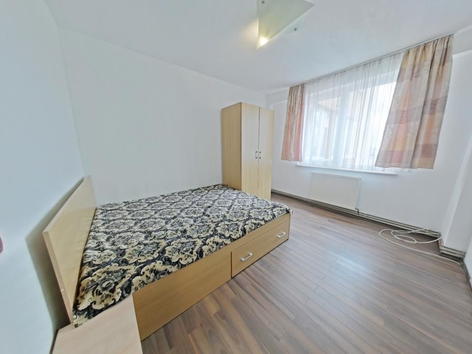 Închiriere apartament cu 3 camere, mobilat și utilat - zona Griviței