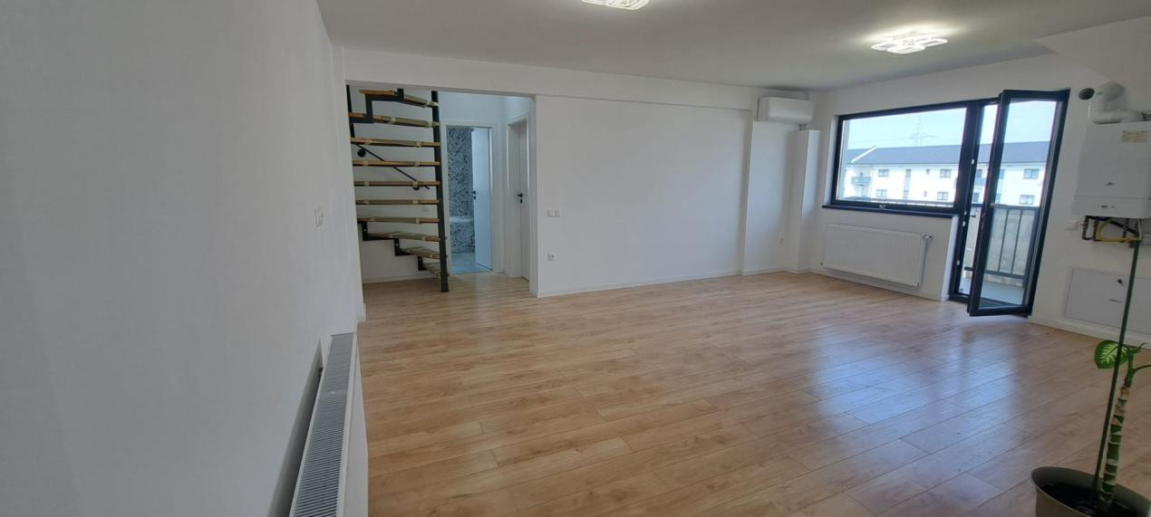 Apartament 3 camere , pe doua niveluri , in imobil cu lift 