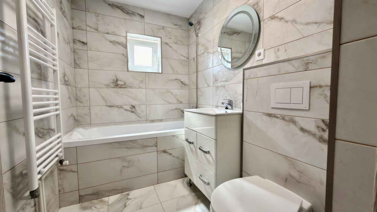 Apartament 3 camere, 75 mp, complet renovat. Prima închiriere