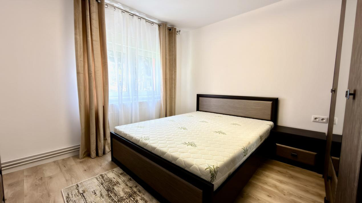 Apartament 3 camere, 75 mp, complet renovat. Prima închiriere