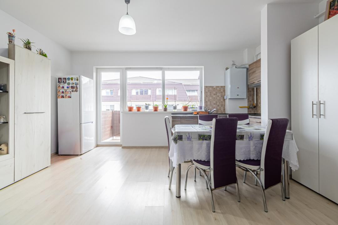 STUDIO MODERN SUBCETATE- MOBILAT SI UTILAT