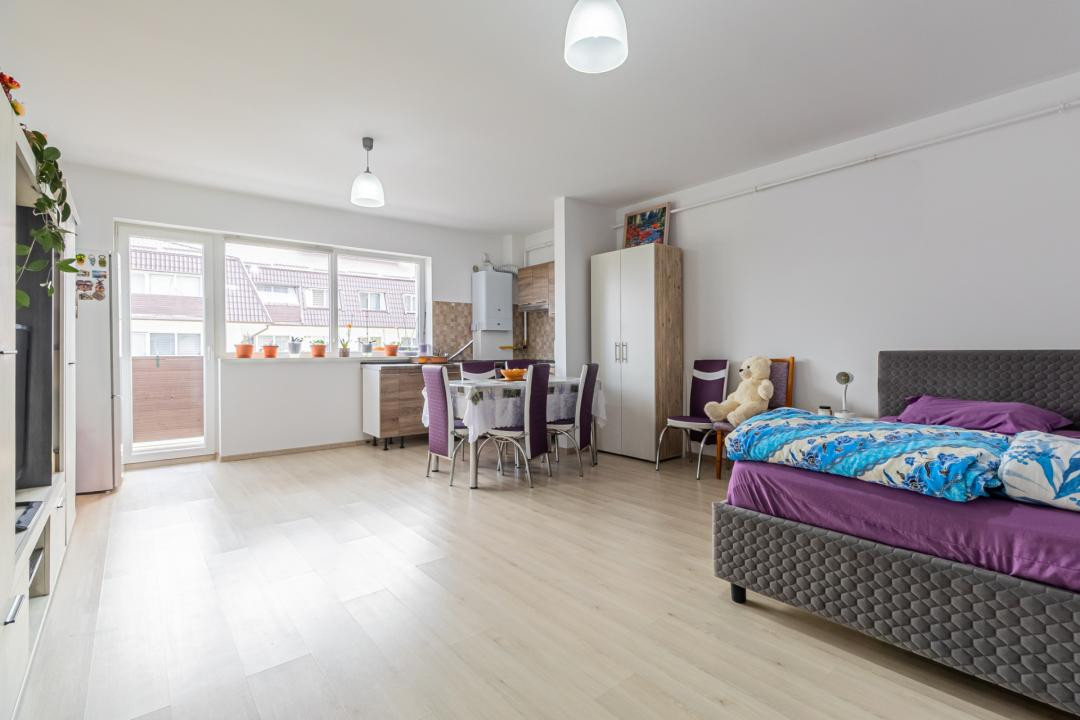 STUDIO MODERN SUBCETATE- MOBILAT SI UTILAT