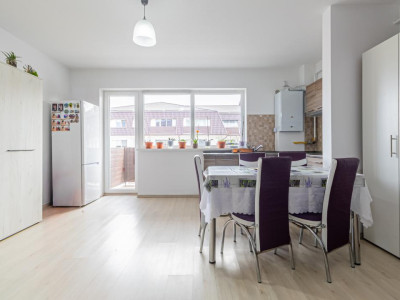 STUDIO MODERN SUBCETATE- MOBILAT SI UTILAT