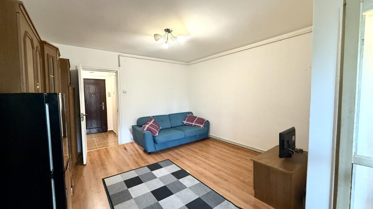 Garsoniera Decomadata cu Balcon - Astra - Strada Soarelui