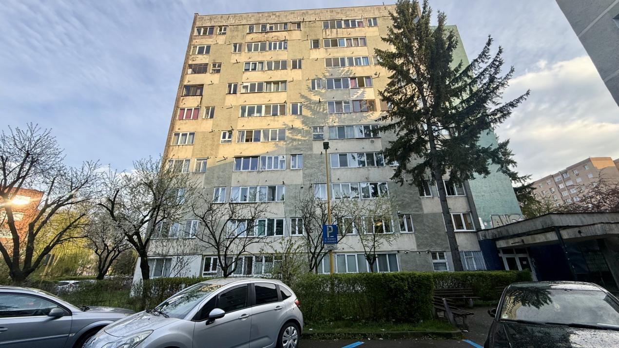 Garsoniera Decomadata cu Balcon - Astra - Strada Soarelui