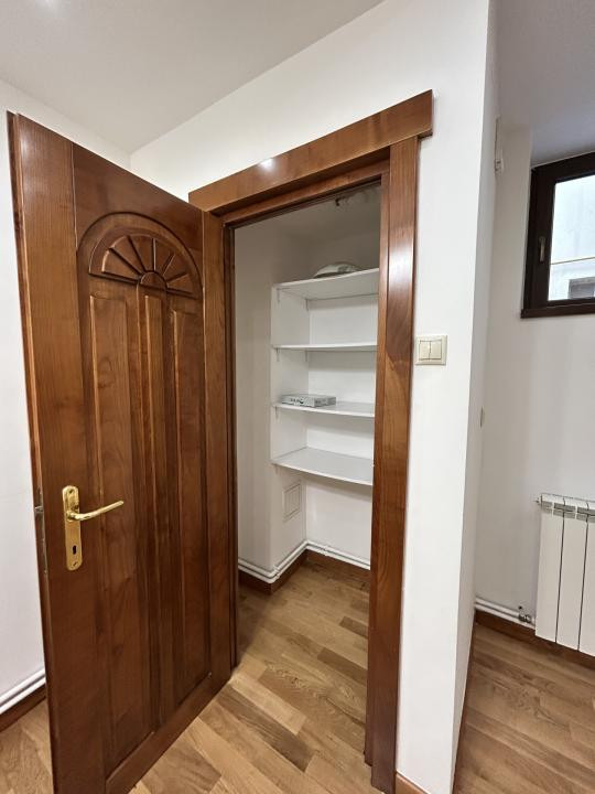 Vilă modernă în zona Centrală