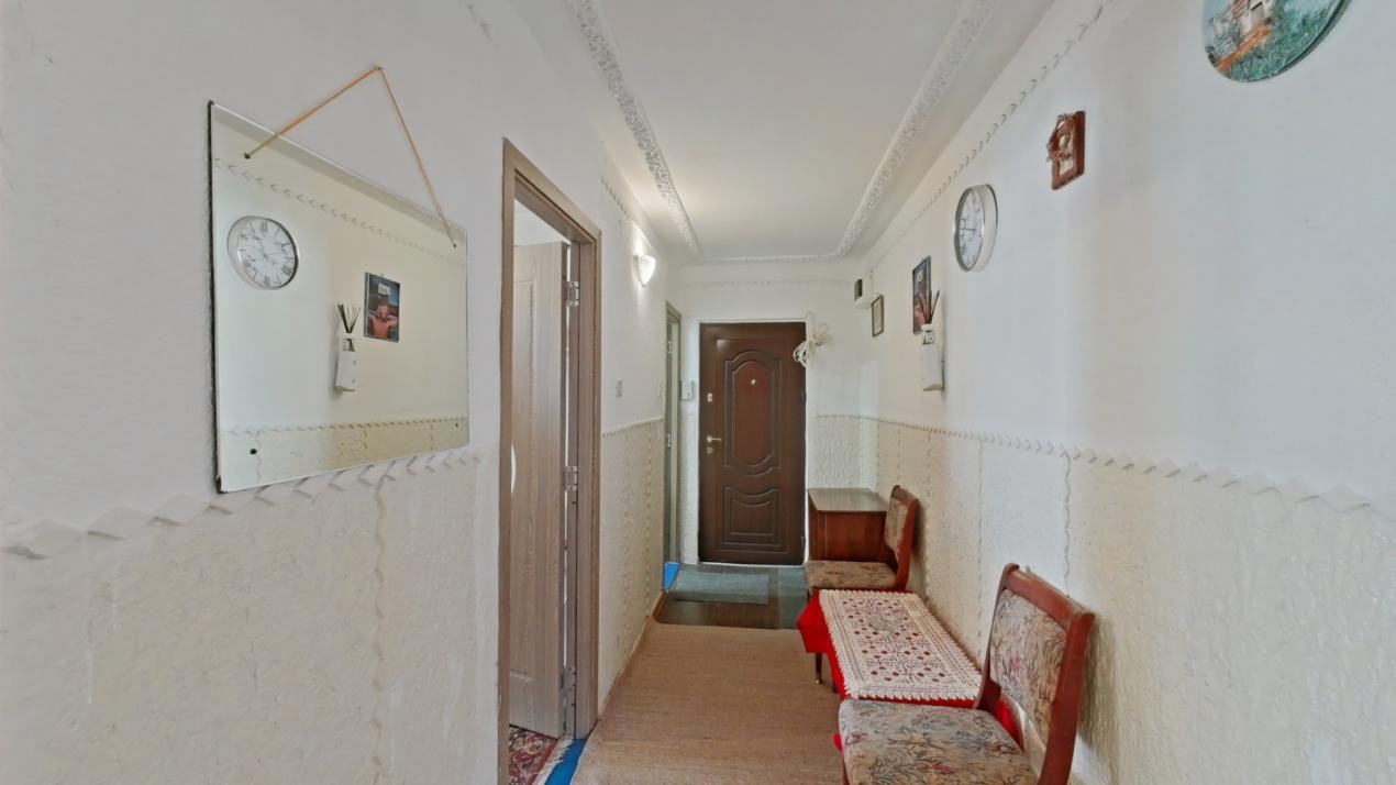 Apartament 2 camere, decomandat, cartier Noua