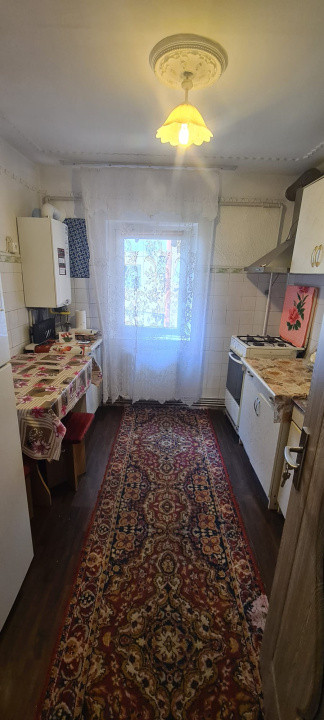 Apartament 2 camere, decomandat, cartier Noua