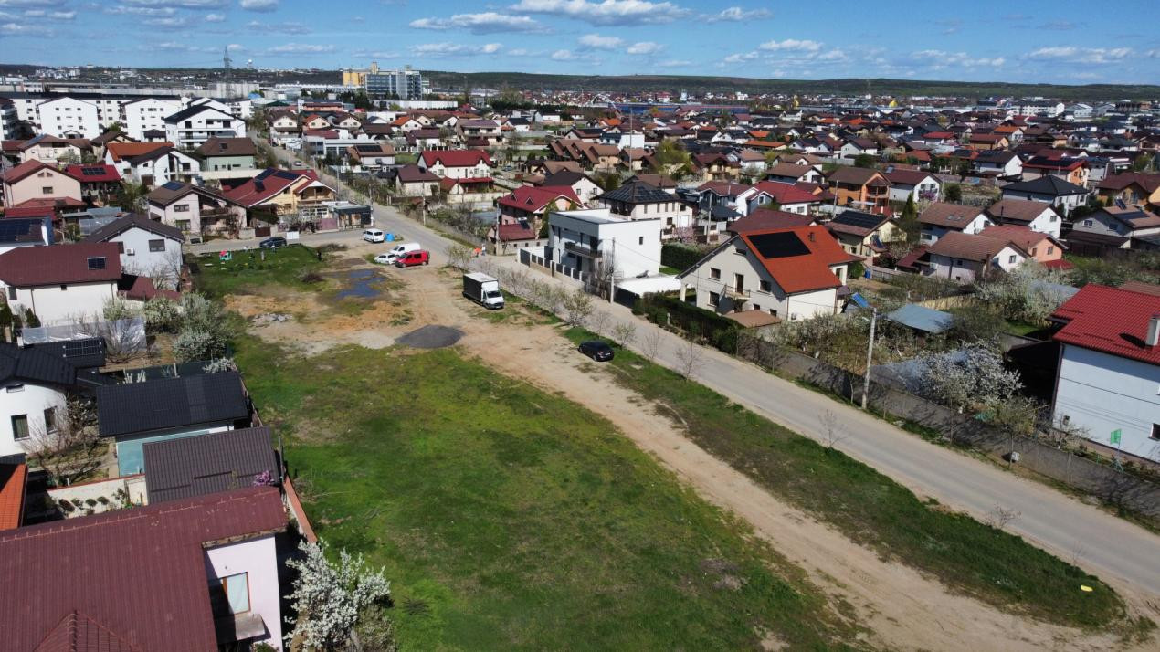 Teren intravilan premium, suprafata generoasa-ZONA DAMILA