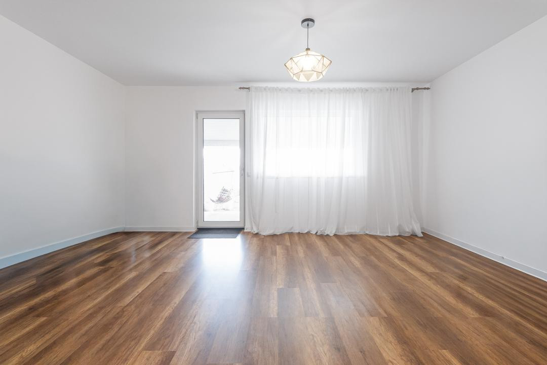 Vânzare casă 4 camere, 2 băi, Cartier Izvor