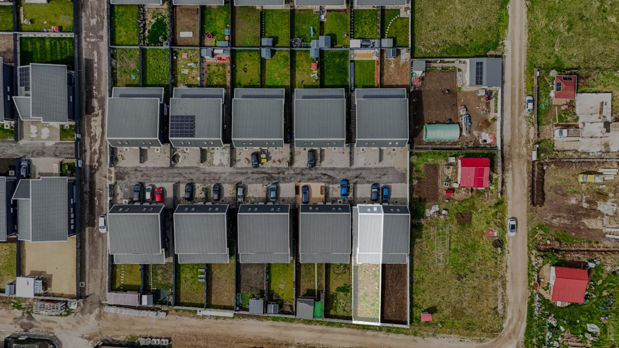 Vânzare casă 4 camere, 2 băi, Cartier Izvor