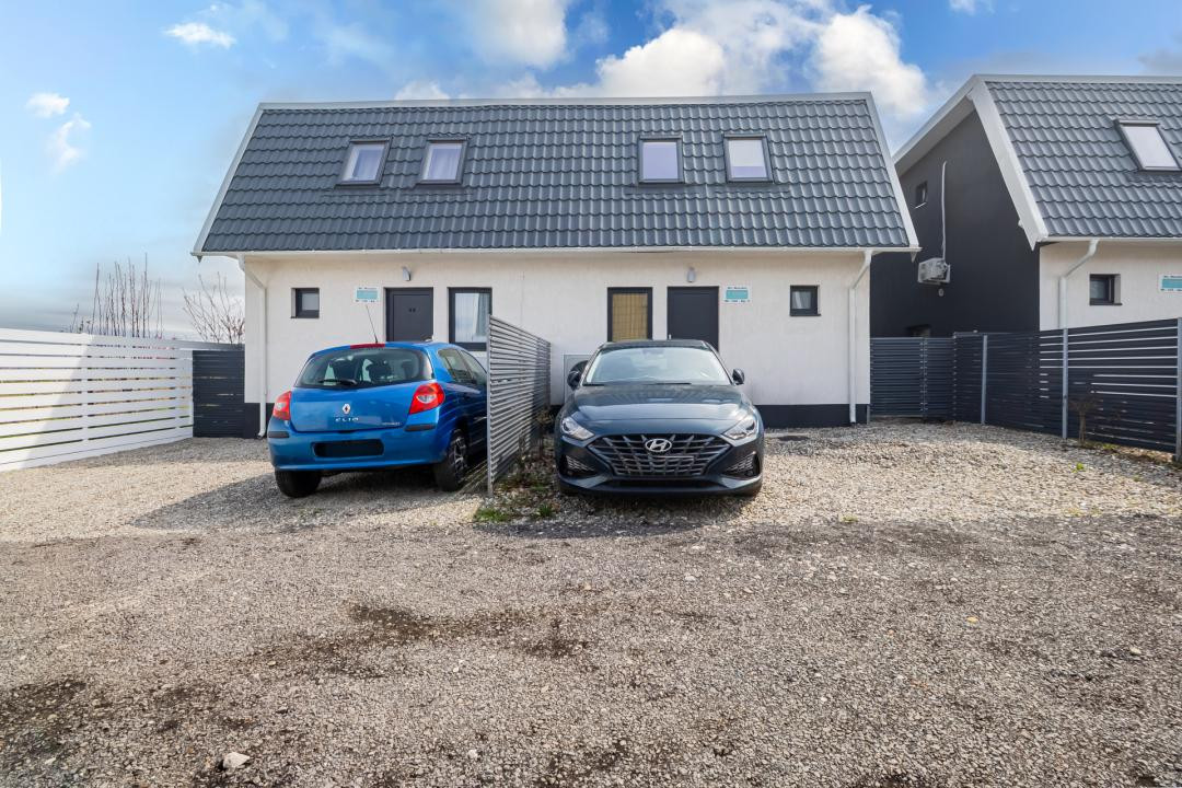 Vânzare casă 4 camere, 2 băi, Cartier Izvor