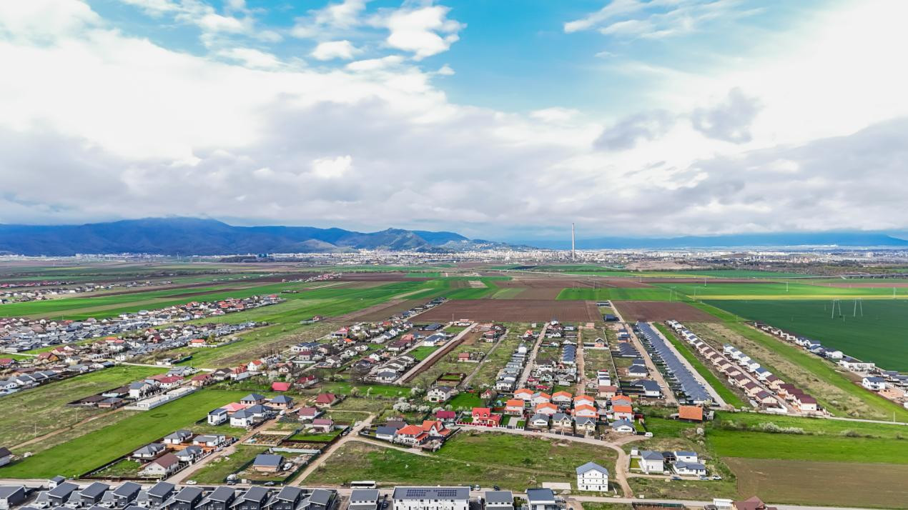 Vânzare casă 4 camere, 2 băi, Cartier Izvor