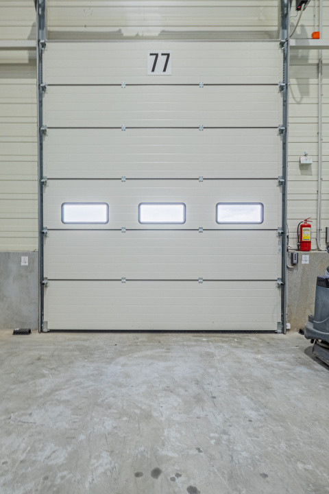 Hală industrială 6000 mp în Brașov – disponibilă spre închiriere, Comision 0%