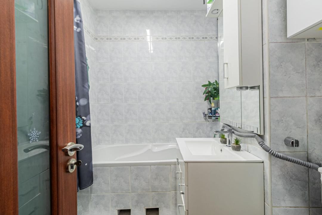 Apartament 2 camere / decomandat 