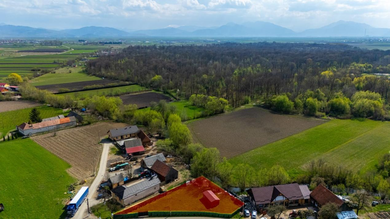 Teren intravilan - Lunca Calnicului