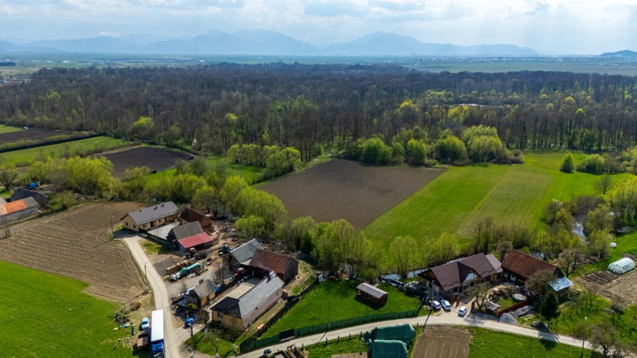 Teren intravilan - Lunca Calnicului