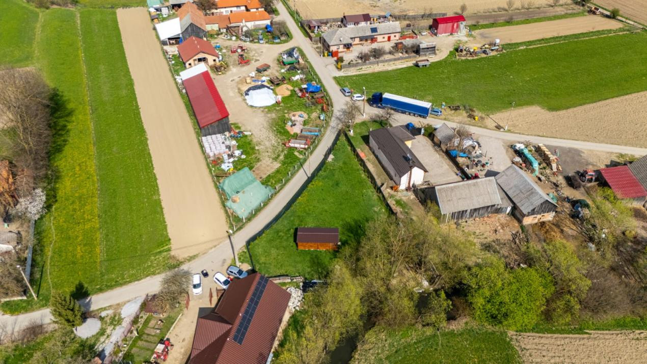 Teren intravilan - Lunca Calnicului