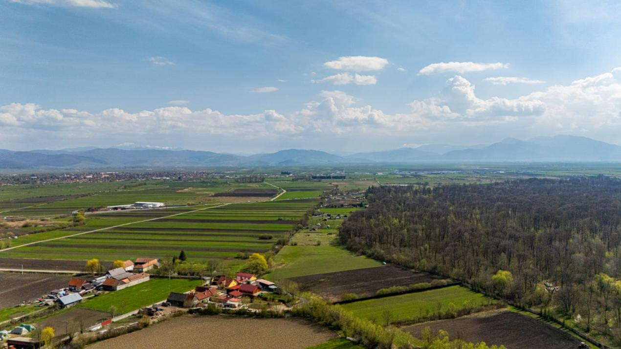 Teren intravilan - Lunca Calnicului