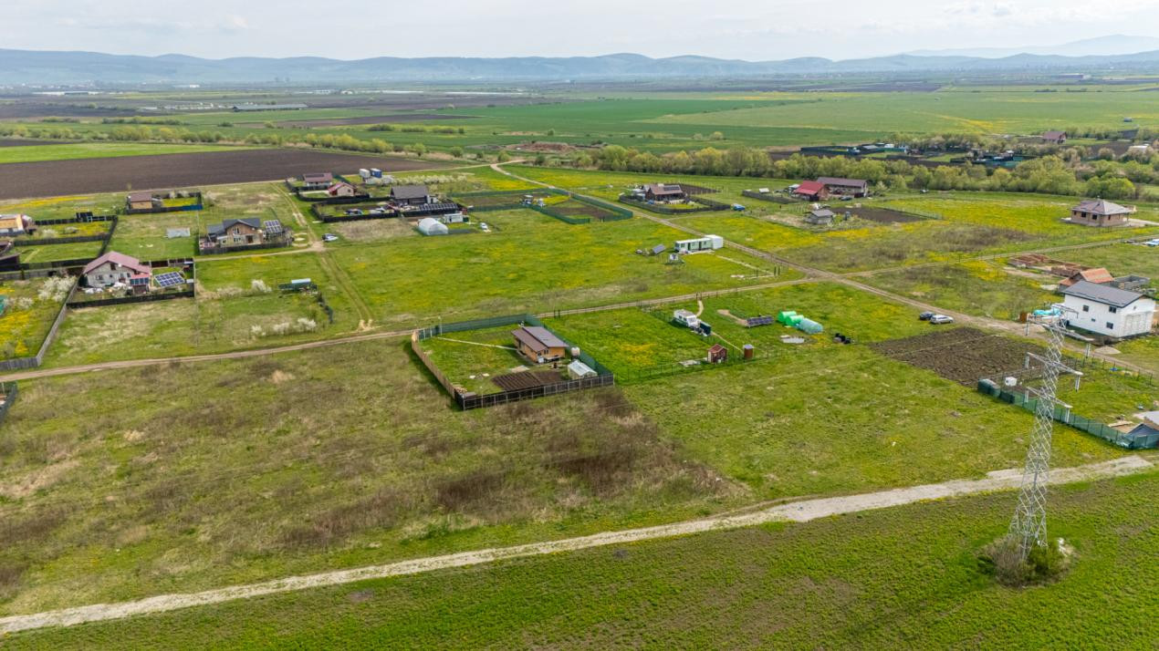 Teren intravilan de vanzare - Halchiu