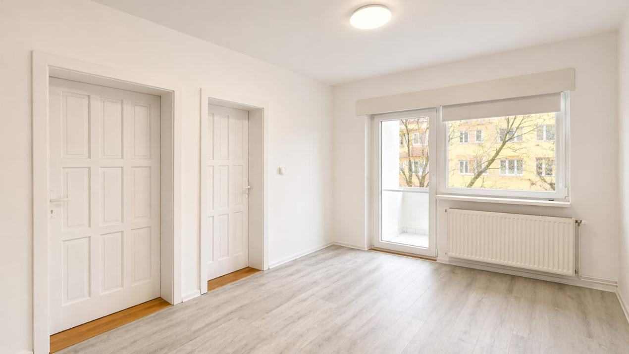 Apartament la casa 4 camere de închiriat – la 5 minute de Parcul Sub Arini