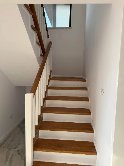 🏡 Case individuale cu etaj | 120 mp utili | Teren 420–480 mp | Valea Lupului 