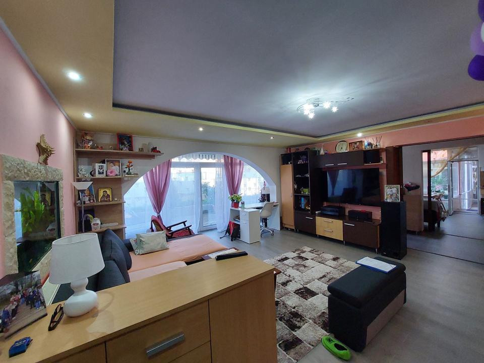 Casa deosebita -zona tancodrom