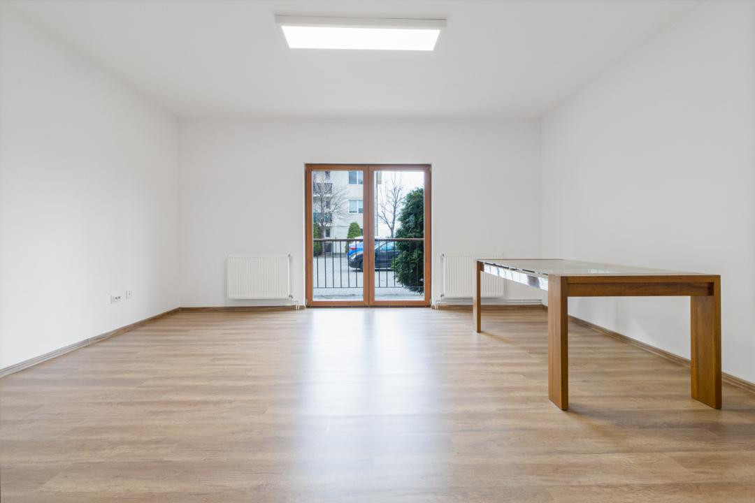 Vânzare apartament cu 3 camere, 80 mp - Cartierul Toamnei, Râșnov