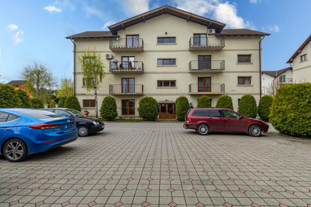Vânzare apartament cu 3 camere, 80 mp - Cartierul Toamnei, Râșnov