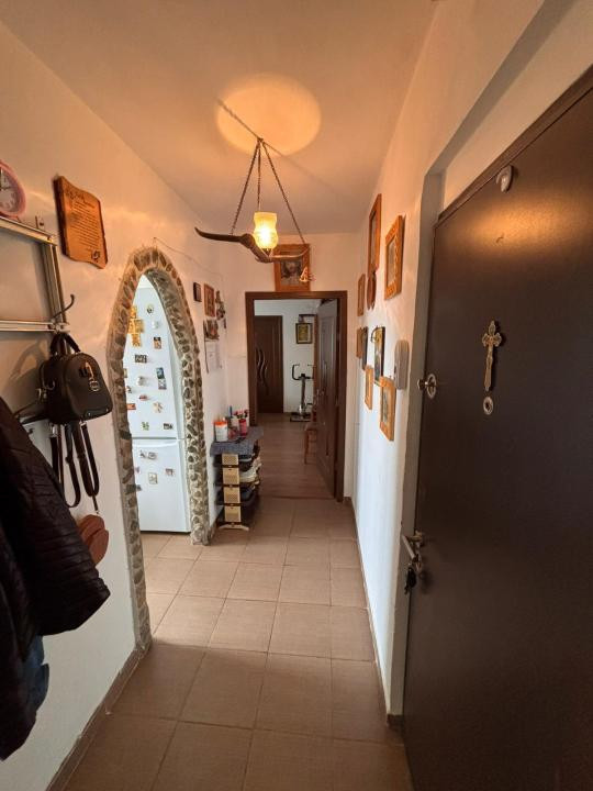 Apartament 3 camere de vanzare - Victoria, Brasov