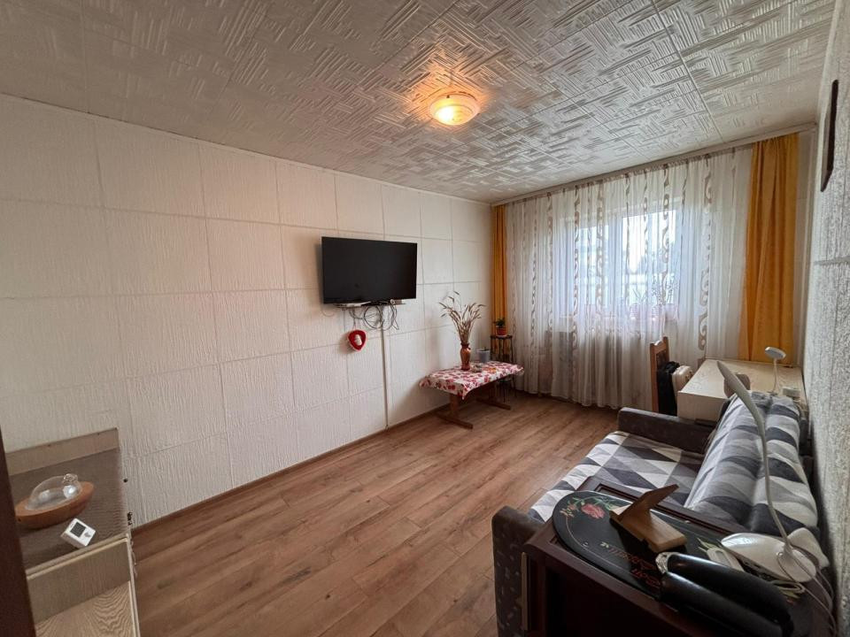 Apartament 3 camere de vanzare - Victoria, Brasov