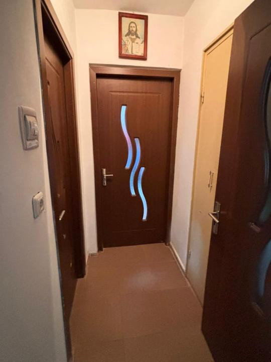 Apartament 3 camere de vanzare - Victoria, Brasov