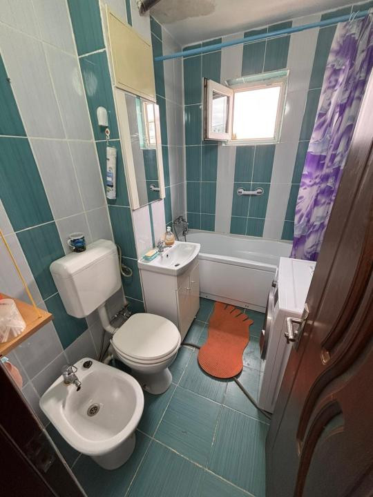 Apartament 3 camere de vanzare - Victoria, Brasov